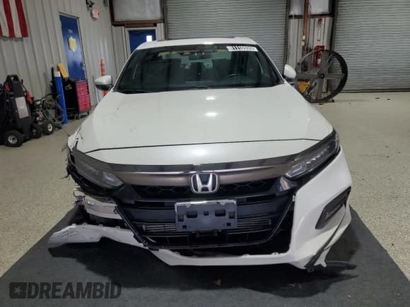 ✅ 2020 Honda Accord Sport • VIN: 1HGCV2F30LA003010 • Lot: 81110935. Wystawiony na Copart z przebiegiem 86 478 mil. Bezpłatny archiwum sprzedaży aukcyjnych z USA i szczegółowy raport historii pojazdu na DreamBid. Zdjęcie 5.