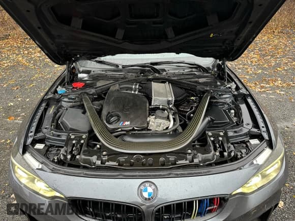 ✅ 2017 BMW M4 • VIN: WBS3U9C54HP970975 • Лот: 92479815. Опубликован ранее на Copart с пробегом 186 526 миль. Бесплатный доступ к архиву аукционных продаж из США и подробный отчёт об истории автомобиля на DreamBid. Изображение 7.