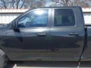 ✅ 2009 Dodge 1500 ST • VIN: 1D3HB18K29S798647 • Lot: 41785924. Wystawiony na IAAI z przebiegiem 246 981 mil. Bezpłatny archiwum sprzedaży aukcyjnych z USA i szczegółowy raport historii pojazdu na DreamBid. Zdjęcie 15.