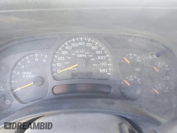 ✅ 2003 Chevrolet Silverado 2500HD LS • VIN: 1GCHC29U33E155032 • Lot: 43652498. Wystawiony na IAAI z przebiegiem Nie podano. Bezpłatny archiwum sprzedaży aukcyjnych z USA i szczegółowy raport historii pojazdu na DreamBid. Zdjęcie 7.