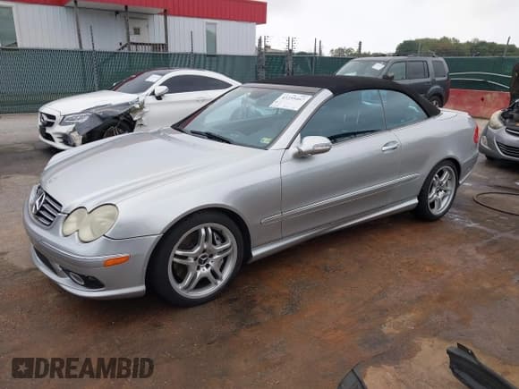 ✅ 2005 Mercedes-Benz CLK 55 AMG • VIN: WDBTK76G85T039072 • Lot: 43235467. Listed on IAAI with 67,630 mi. Free auction sales archive from the USA and detailed vehicle history report at DreamBid. Image 2.