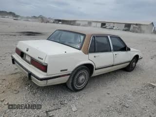 ✅ 1989 Buick LeSabre • VIN: 1G4HR54C8KH497065 • Lot: 71352644. Listed on Copart with 178,638 mi. Free auction sales archive from the USA and detailed vehicle history report at DreamBid. Image 3.