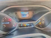 ✅ 2015 Ford Transit Connect XL • VIN: NM0LE6E71F1188194 • Lot: 94977015. Wystawiony na Copart z przebiegiem 270 088 mil. Bezpłatny archiwum sprzedaży aukcyjnych z USA i szczegółowy raport historii pojazdu na DreamBid. Zdjęcie 9.