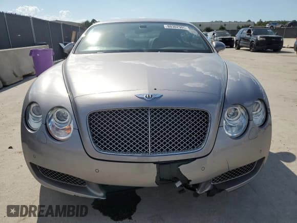 ✅ 2007 Bentley Continental GT • VIN: SCBCR73W97C045719 • Lot: 80302905. Wystawiony na Copart z przebiegiem 24 441 mil. Bezpłatny archiwum sprzedaży aukcyjnych z USA i szczegółowy raport historii pojazdu na DreamBid. Zdjęcie 5.