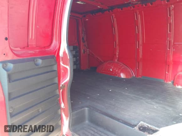 ✅ 2008 Chevrolet City Express Cargo • VIN: 1GCHG35K381227103 • Лот: 43473769. Опубликован ранее на IAAI с пробегом 404 960 миль. Бесплатный доступ к архиву аукционных продаж из США и подробный отчёт об истории автомобиля на DreamBid. Изображение 8.