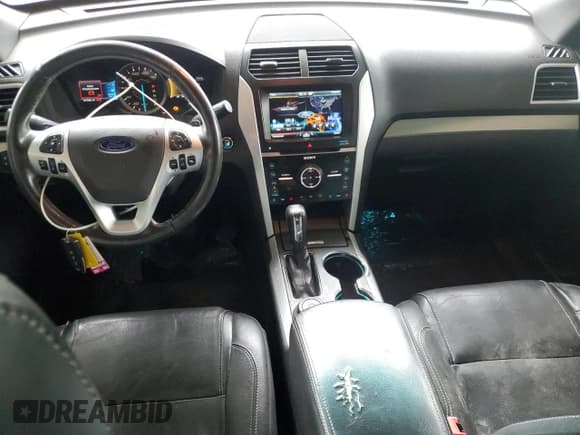 ✅ 2014 Ford Explorer Sport • VIN: 1FM5K8GT2EGC32298 • Lot: 56416385. Listed on Copart with 157,808 mi. Free auction sales archive from the USA and detailed vehicle history report at DreamBid. Image 8.