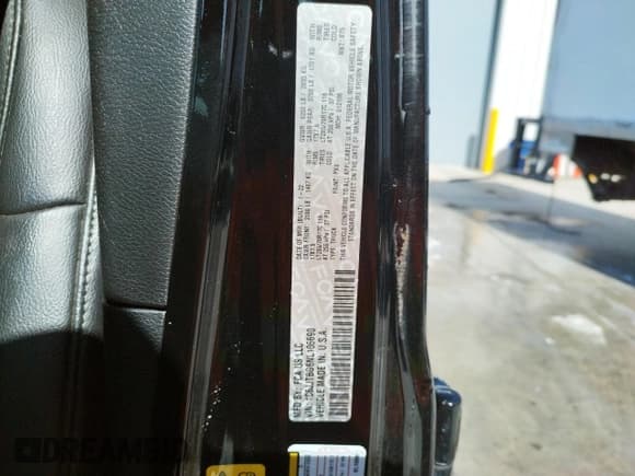 ✅ 2022 Jeep Gladiator Rubicon • VIN: 1C6JJTBG6NL106690 • Lot: 74349764. Wystawiony na Copart z przebiegiem 20 583 mil. Bezpłatny archiwum sprzedaży aukcyjnych z USA i szczegółowy raport historii pojazdu na DreamBid. Zdjęcie 14.