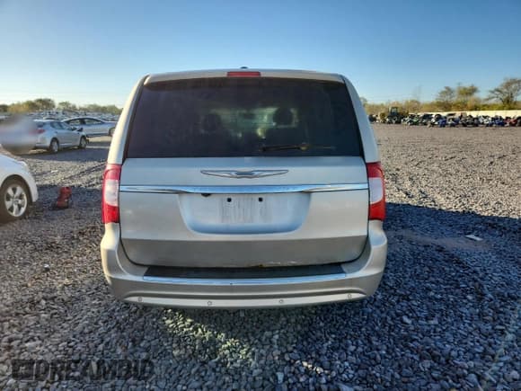 ✅ 2014 Chrysler Town & Country Touring L • VIN: 2C4RC1CG4ER336535 • Лот: 82711445. Опубликован ранее на Copart с пробегом 222 504 миль. Бесплатный доступ к архиву аукционных продаж из США и подробный отчёт об истории автомобиля на DreamBid. Изображение 6.