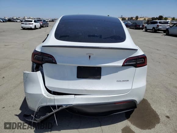 ✅ 2022 Tesla Model Y Performance • VIN: 7SAYGDEF6NF397082 • Lot: 55823435. Listed on Copart with Not provided. Free auction sales archive from the USA and detailed vehicle history report at DreamBid. Image 6.