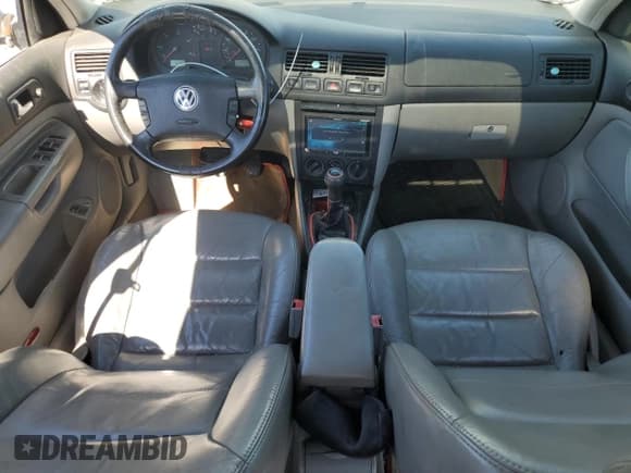 ✅ 2003 Volkswagen Jetta GLS • VIN: 3VWSP69M33M082446 • Lot: 60245015. Listed on Copart with 283,495 mi. Free auction sales archive from the USA and detailed vehicle history report at DreamBid. Image 8.