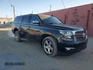 ✅ 2017 Chevrolet Suburban Premier • VIN: 1GNSCJKC3HR124937 • Lot: 73439714. Wystawiony na Copart z przebiegiem 243 522 mil. Bezpłatny archiwum sprzedaży aukcyjnych z USA i szczegółowy raport historii pojazdu na DreamBid. Zdjęcie 4.