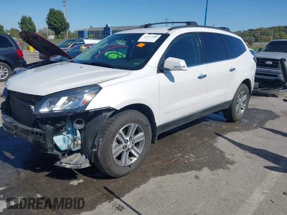 ✅ 2016 Chevrolet Traverse LT • VIN: 1GNKVGKD9GJ101696 • Lot: 43412389. Wystawiony na IAAI z przebiegiem 128 467 mil. Bezpłatny archiwum sprzedaży aukcyjnych z USA i szczegółowy raport historii pojazdu na DreamBid. Zdjęcie 2.