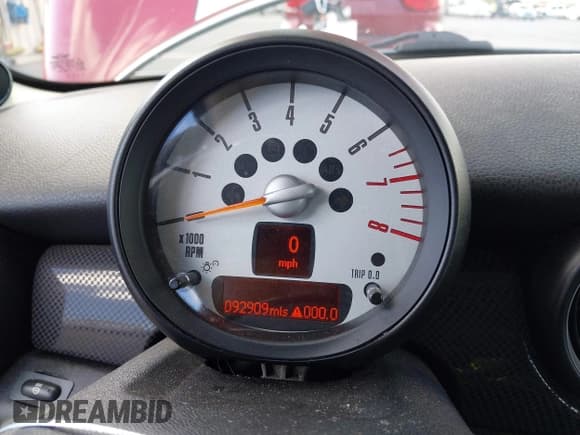 ✅ 2011 MINI Hardtop S • VIN: WMWSV3C56BTY13330 • Lot: 43452946. Listed on IAAI with 92,909 mi. Free auction sales archive from the USA and detailed vehicle history report at DreamBid. Image 7.