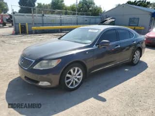 ✅ 2009 Lexus LS 460 • VIN: JTHCL46F195002815 • Lot: 71232975. Listed on Copart with 321,889 mi. Free auction sales archive from the USA and detailed vehicle history report at DreamBid. Image 1.