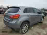 2015 Mitsubishi Outlander ES с VIN 4A4AP3AW7FE037622, выставлен на аукционе Copart как лот 46164535 с пробегом 219 773 миль миль и Списание • Salvage title. История ставок и продаж доступна на DreamBid. Изображение 3.