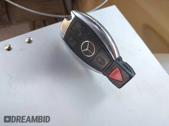 ✅ 2007 Mercedes-Benz GL 450 • VIN: 4JGBF71E97A238410 • Lot: 42665400. Listed on IAAI with 221,919 mi. Free auction sales archive from the USA and detailed vehicle history report at DreamBid. Image 11.