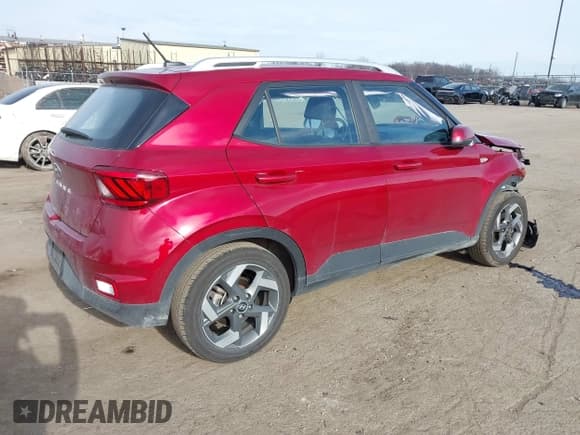 ✅ 2023 Hyundai Venue SEL • VIN: KMHRC8A33PU267086 • Lot: 40975039. Listed on IAAI with 14,755 mi. Free auction sales archive from the USA and detailed vehicle history report at DreamBid. Image 4.