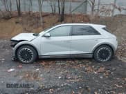 ✅ 2022 Hyundai Ioniq 5 Limited • VIN: KM8KRDAF5NU096874 • Lot: 41973048. Listed on IAAI with 16,754 mi. Free auction sales archive from the USA and detailed vehicle history report at DreamBid. Image 14.