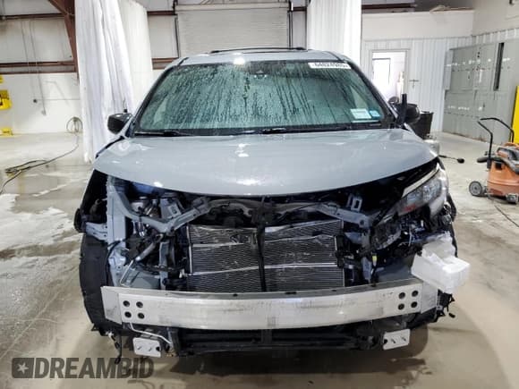 ✅ 2023 Toyota Sienna XSE • VIN: 5TDDSKFC7PS100127 • Lot: 64824985. Wystawiony na Copart z przebiegiem 50 095 mil. Bezpłatny archiwum sprzedaży aukcyjnych z USA i szczegółowy raport historii pojazdu na DreamBid. Zdjęcie 5.