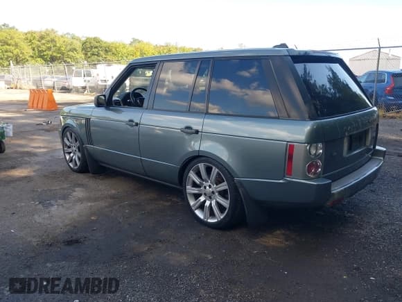 ✅ 2007 Land Rover Range Rover HSE • VIN: SALMF15447A253093 • Lot: 43261649. Listed on IAAI with 212,823 mi. Free auction sales archive from the USA and detailed vehicle history report at DreamBid. Image 3.