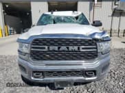 ✅ 2022 Ram 2500 Big Horn • VIN: 3C6UR5DL6NG119819 • Lot: 70497835. Listed on Copart with 142,352 mi. Free auction sales archive from the USA and detailed vehicle history report at DreamBid. Image 5.
