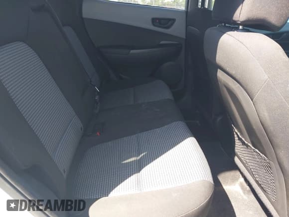 ✅ 2018 Hyundai Kona SEL • VIN: KM8K62AA5JU073459 • Лот: 43352612. Опубликован ранее на IAAI с пробегом 77 655 миль. Бесплатный доступ к архиву аукционных продаж из США и подробный отчёт об истории автомобиля на DreamBid. Изображение 8.