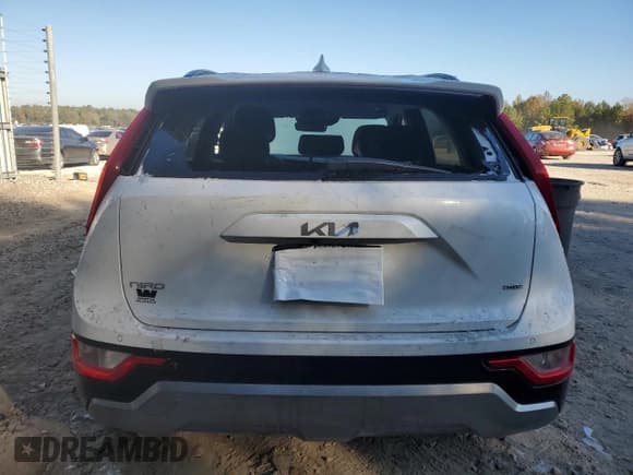 ✅ 2024 Kia Niro SX • VIN: KNDCT3LE0R5137940 • Lot: 70350845. Listed on Copart with 1,856 mi. Free auction sales archive from the USA and detailed vehicle history report at DreamBid. Image 6.