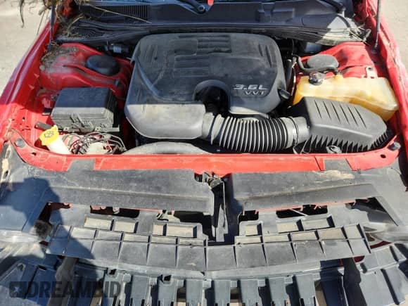 2021 Dodge Challenger SXT z VIN 2C3CDZAG0MH534462, wystawiony jako Copart lot #84807805 z przebiegiem 159 539 mil mil oraz Czysty tytuł • Clean title. Historia ofert i sprzedaży dostępna na DreamBid. Obrazek 11.