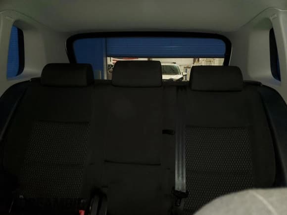 ✅ 2010 Volkswagen Tiguan S • VIN: WVGAV7AX6AW520790 • Lot: 93740975. Wystawiony na Copart z przebiegiem 141 303 mil. Bezpłatny archiwum sprzedaży aukcyjnych z USA i szczegółowy raport historii pojazdu na DreamBid. Zdjęcie 10.