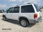 ✅ 1999 Ford Explorer XL • VIN: 1FMZU32X4XZB71732 • Лот: 55330255. Опубликован ранее на Copart с пробегом 201 879 миль. Бесплатный доступ к архиву аукционных продаж из США и подробный отчёт об истории автомобиля на DreamBid. Изображение 2.