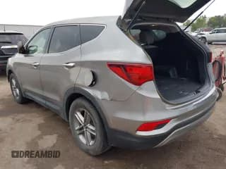 ✅ 2018 Hyundai Santa Fe 2.4L • VIN: 5NMZTDLB9JH078832 • Лот: 43147812. Опубликован ранее на IAAI с пробегом 122 368 миль. Бесплатный доступ к архиву аукционных продаж из США и подробный отчёт об истории автомобиля на DreamBid. Изображение 3.