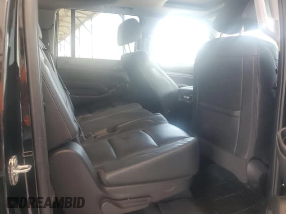 ✅ 2020 Chevrolet Suburban LT • VIN: 1GNSKHKC9LR157400 • Lot: 68171295. Listed on Copart with 134,837 mi. Free auction sales archive from the USA and detailed vehicle history report at DreamBid. Image 11.