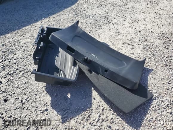 ✅ 2020 Chevrolet Traverse LT Cloth • VIN: 1GNEVGKW5LJ122859 • Lot: 86824375. Listed on Copart with 54,074 mi. Free auction sales archive from the USA and detailed vehicle history report at DreamBid. Image 13.