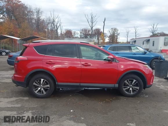 ✅ 2016 Toyota RAV4 XLE • VIN: 2T3RFREV1GW535259 • Lot: 43639210. Wystawiony na IAAI z przebiegiem 268 005 mil. Bezpłatny archiwum sprzedaży aukcyjnych z USA i szczegółowy raport historii pojazdu na DreamBid. Zdjęcie 13.