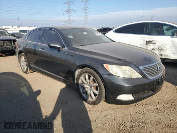 ✅ 2009 Lexus LS 460 • VIN: JTHCL46F795002107 • Lot: 91437515. Listed on Copart with 197,939 mi. Free auction sales archive from the USA and detailed vehicle history report at DreamBid. Image 4.
