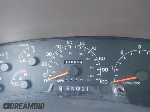 ✅ 2001 Ford Excursion XLT • VIN: 1FMNU41S11EB32749 • Lot: 42677214. Listed on IAAI with 178,624 mi. Free auction sales archive from the USA and detailed vehicle history report at DreamBid. Image 7.