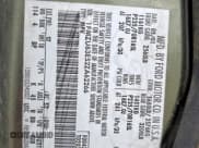 ✅ 2002 Ford Explorer XLT • VIN: 1FMZU63E52ZA62266 • Лот: 59894035. Опубликован ранее на Copart с пробегом 223 244 миль. Бесплатный доступ к архиву аукционных продаж из США и подробный отчёт об истории автомобиля на DreamBid. Изображение 13.