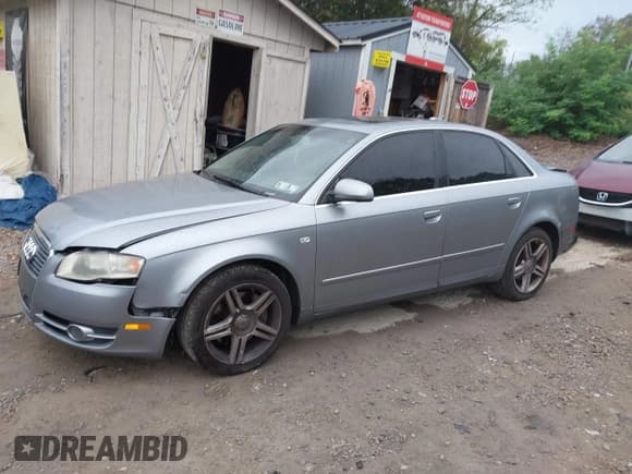 ✅ 2006 Audi A4 2.0T • VIN: WAUDF78E26A200077 • Лот: 43380864. Опубликован ранее на IAAI с пробегом 170 122 миль. Бесплатный доступ к архиву аукционных продаж из США и подробный отчёт об истории автомобиля на DreamBid. Изображение 17.
