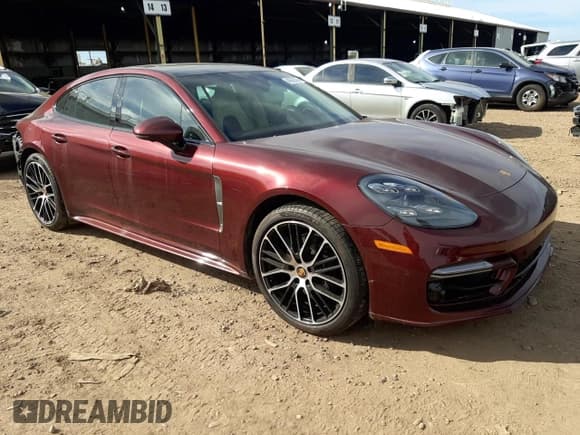 ✅ 2022 Porsche Panamera • VIN: WP0AJ2A75NL101419 • Lot: 44043343. Wystawiony na Copart z przebiegiem 6 140 mil. Bezpłatny archiwum sprzedaży aukcyjnych z USA i szczegółowy raport historii pojazdu na DreamBid. Zdjęcie 4.