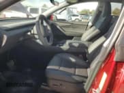 ✅ 2026 Tesla Model Y Long Range Launch Series • VIN: 7SAYGDEE5TF396350 • Лот: 89875365. Опубликован ранее на Copart с пробегом 1 326 миль. Бесплатный доступ к архиву аукционных продаж из США и подробный отчёт об истории автомобиля на DreamBid. Изображение 7.