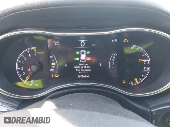 ✅ 2015 Jeep Grand Cherokee Overland • VIN: 1C4RJFCG5FC157188 • Лот: 43490640. Опубликован ранее на IAAI с пробегом 187 946 миль. Бесплатный доступ к архиву аукционных продаж из США и подробный отчёт об истории автомобиля на DreamBid. Изображение 7.