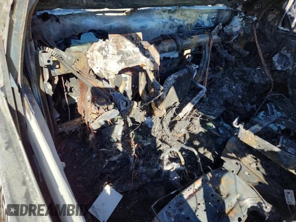 ✅ 2023 Chevrolet Silverado 2500HD LT • VIN: 1GC1YNEY5PF201957 • Лот: 90445075. Опубликован ранее на Copart с пробегом Не указан. Бесплатный доступ к архиву аукционных продаж из США и подробный отчёт об истории автомобиля на DreamBid. Изображение 8.