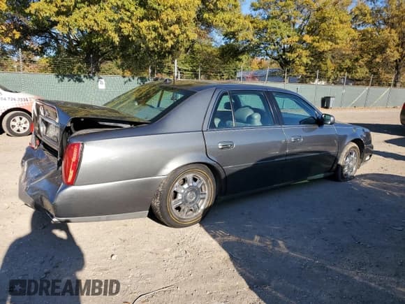 ✅ 2004 Cadillac DeVille • VIN: 1G6KD54Y44U200245 • Lot: 86682305. Wystawiony na Copart z przebiegiem 121 348 mil. Bezpłatny archiwum sprzedaży aukcyjnych z USA i szczegółowy raport historii pojazdu na DreamBid. Zdjęcie 3.