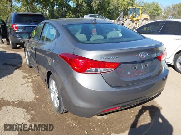 ✅ 2013 Hyundai Elantra GLS • VIN: 5NPDH4AEXDH326392 • Lot: 43402977. Listed on IAAI with 122,358 mi. Free auction sales archive from the USA and detailed vehicle history report at DreamBid. Image 3.