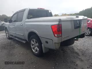 ✅ 2011 Nissan Titan SL • VIN: 1N6BA0ED3BN313273 • Lot: 43597145. Wystawiony na IAAI z przebiegiem 178 765 mil. Bezpłatny archiwum sprzedaży aukcyjnych z USA i szczegółowy raport historii pojazdu na DreamBid. Zdjęcie 3.