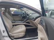 ✅ 2018 Lincoln MKZ Reserve • VIN: 3LN6L5E99JR601538 • Lot: 43689522. Wystawiony na IAAI z przebiegiem 85 599 mil. Bezpłatny archiwum sprzedaży aukcyjnych z USA i szczegółowy raport historii pojazdu na DreamBid. Zdjęcie 5.