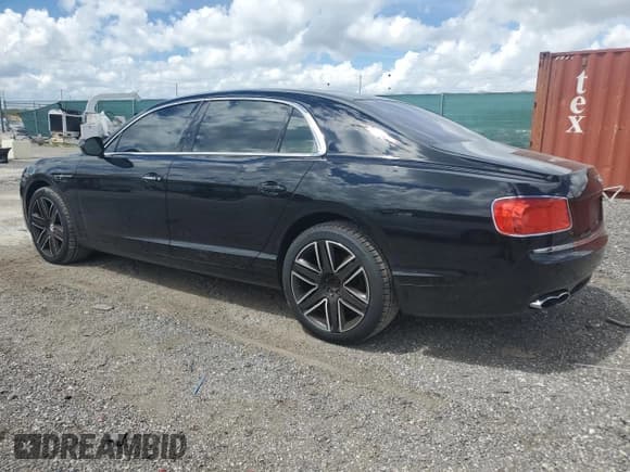 ✅ 2016 Bentley Flying Spur V8 • VIN: SCBET9ZA4GC057813 • Lot: 72494004. Listed on Copart with 57,465 mi. Free auction sales archive from the USA and detailed vehicle history report at DreamBid. Image 2.