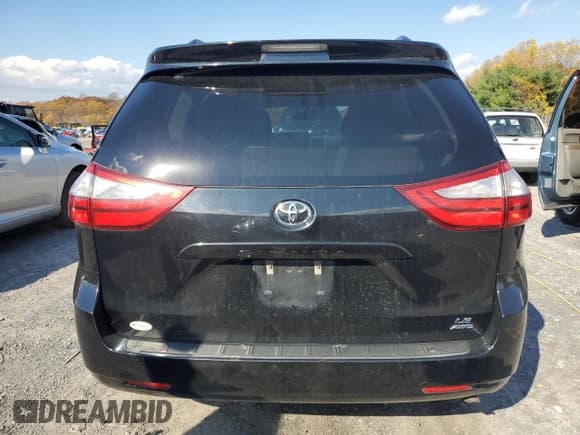 ✅ 2016 Toyota Sienna LE • VIN: 5TDJK3DC0GS143753 • Lot: 91041035. Wystawiony na Copart z przebiegiem 248 215 mil. Bezpłatny archiwum sprzedaży aukcyjnych z USA i szczegółowy raport historii pojazdu na DreamBid. Zdjęcie 6.