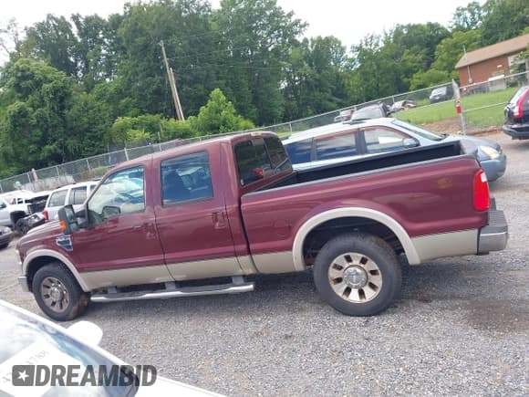 ✅ 2010 Ford F-250 XL • VIN: 1FTSW2A52AEB40052 • Лот: 42739080. Опубликован ранее на IAAI с пробегом 182 356 миль. Бесплатный доступ к архиву аукционных продаж из США и подробный отчёт об истории автомобиля на DreamBid. Изображение 15.