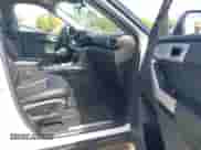 2023 Ford Explorer Limited z VIN 1FMSK8FH5PGA23043, wystawiony jako IAAI lot #43081306 z przebiegiem 67 189 mil mil oraz . Historia ofert i sprzedaży dostępna na DreamBid. Obrazek 5.